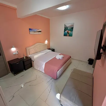 Luna Guest house *